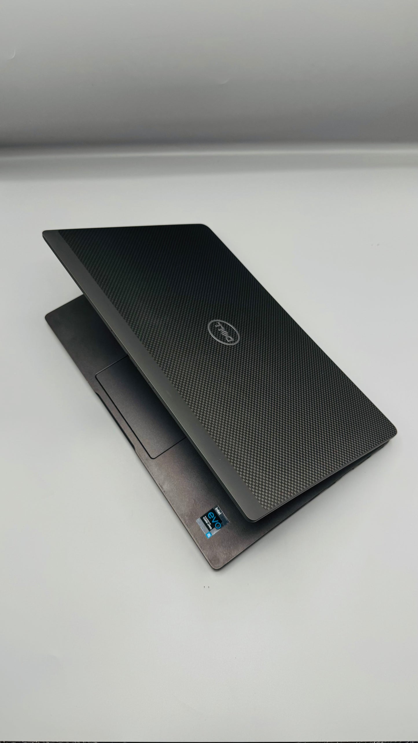 Dell Latitude 7320 with Intel Core i5 11th Gen