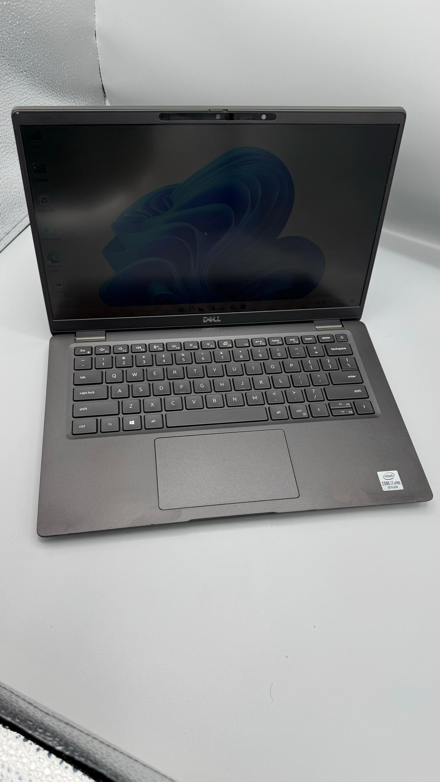 Dell Latitude 7410